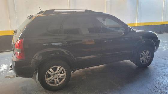 HYUNDAI TUCSON 2.7 MPFI GLS 24V 180CV 4WD GASOLINA 4P AUTOMÁTICO